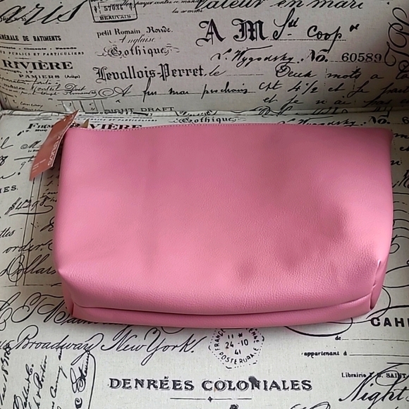 Large travel pouch - Picture 2 of 5